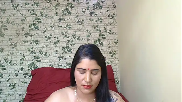 xindianintimacy (F milf) - make my panties wet