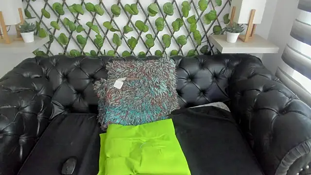 MARGOT_WHISPER webcam