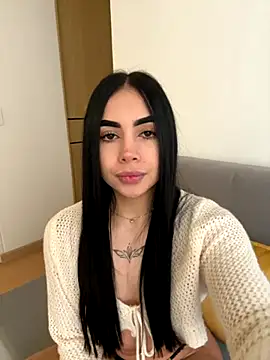 tamy_xoo (F young) - Plug on Ass