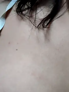 maiden-hot (F teen) - Naked and slaps on the pussy