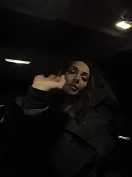 charmingruby (F young) - Spank ass outside