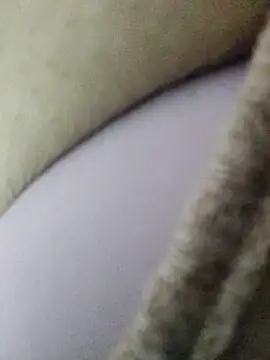 _sarah-office1 (Ask my age) - Fingers in pussy 🥵