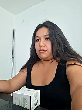 amapola_blue (F young) - FLASH BOOBS