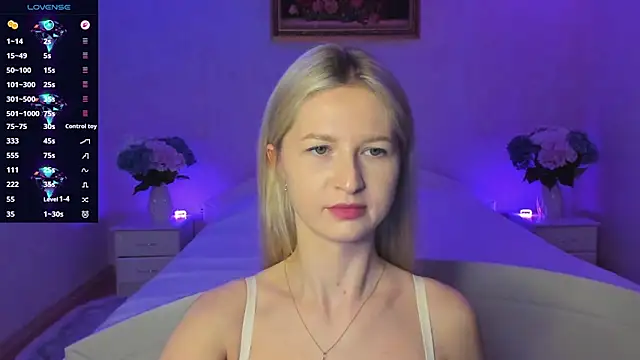 julie_blaze (F young) - You better without clothes