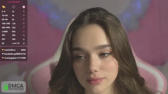 seltin_sweety (F young) - Doggy pose