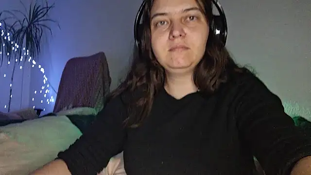 Cyndee_Winter webcam