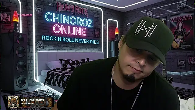 chino_roz webcam
