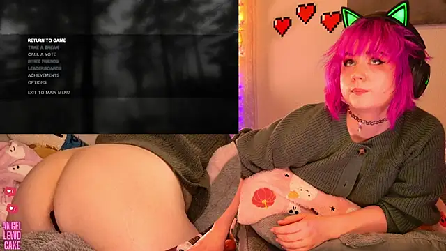 Angel-Lewd-Cake webcam