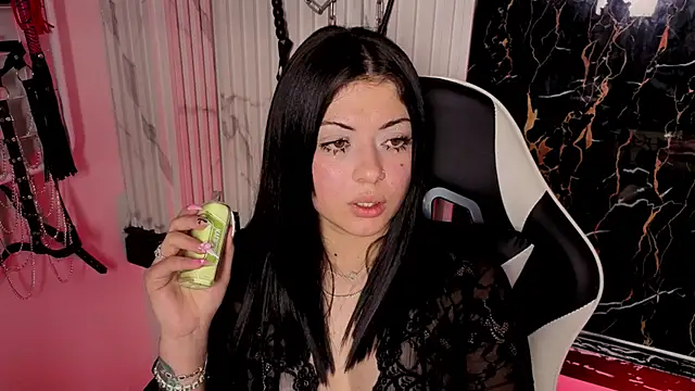 guxplo_ - Guxplo_'s free webcam