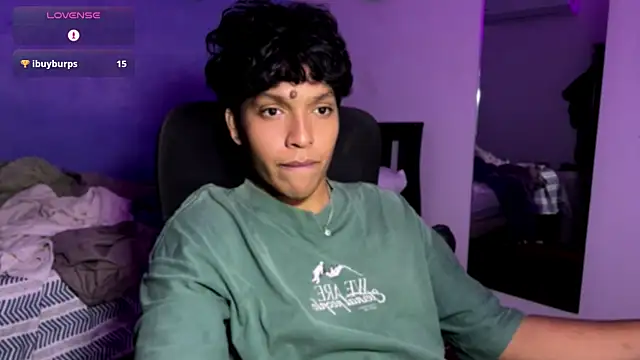 Xander_bonnet1 webcam