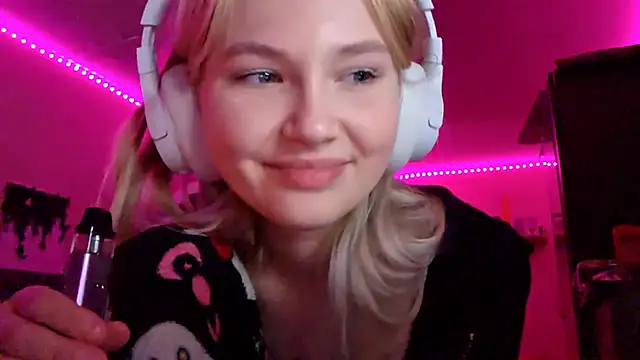 KarinRobertson webcam