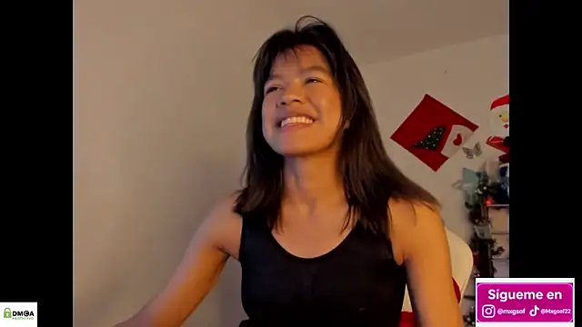 meganthompsonn22 webcam