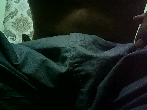 dhakababe (M young) - In Search of a sugar Milf