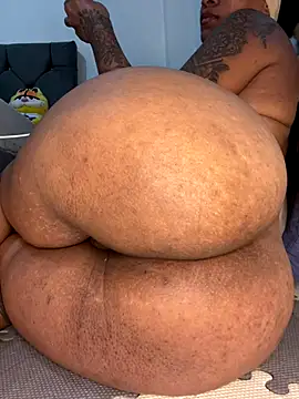 Charlotte_bronxxx webcam