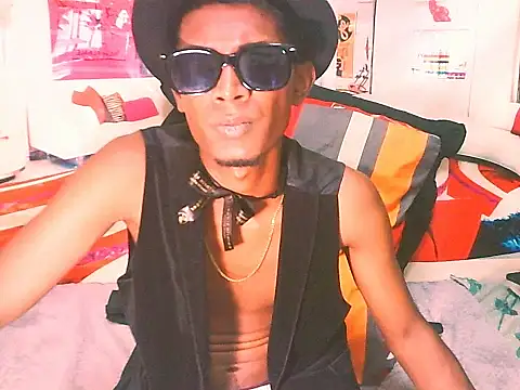 IndianThuggin webcam