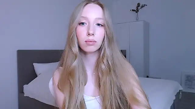 Luna_insniity webcam