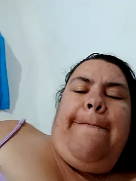 yaneth_ (F milf) - Dildo en el culo