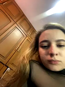 karla-thomsom10 webcam