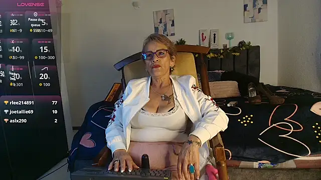 Devora_mature65 webcam