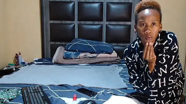 SweetSlender01 webcam