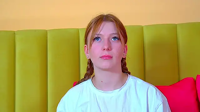 BeatriceBinoche webcam