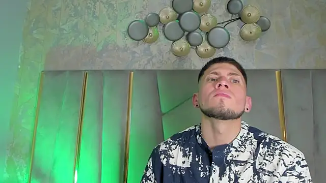 SebastianMaximoff webcam