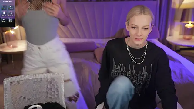 lucy_and_elza_fantasy - Lucy_And_Elza_Fantasy's free webcam