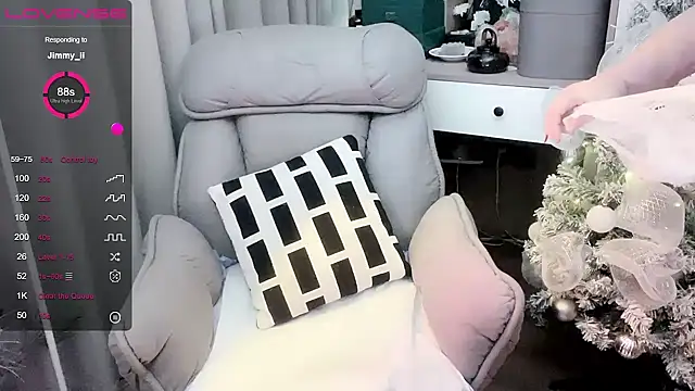 Monica-666888- webcam