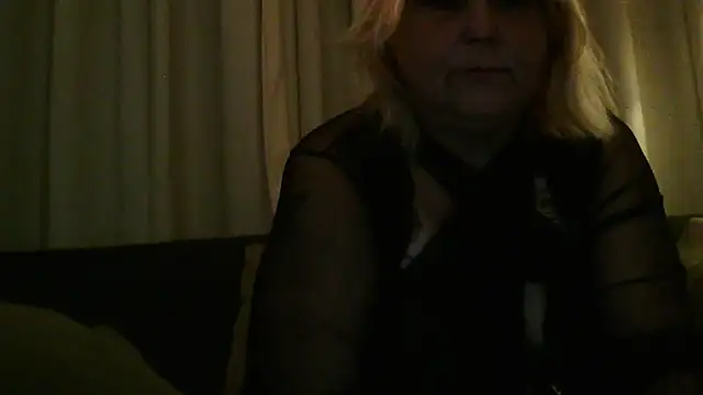 sylviastar46 - Sylviastar46's free webcam - UK Sex Cams