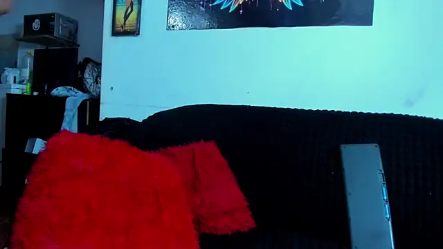 ameliefederline11 (F milf) - off bra