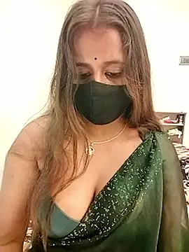 lovely-soneya (F young) - Pusssy Oli 💦🛢️