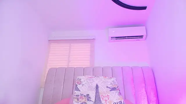 luce_williams webcam