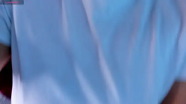 Pamela_Johnsn webcam