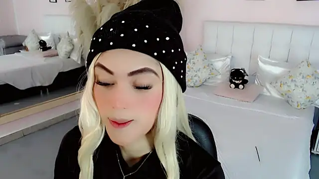 nathalialoes1 webcam