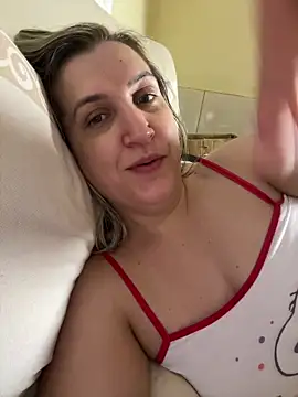 bia_sexynovaes (F milf) - Gozar de 4