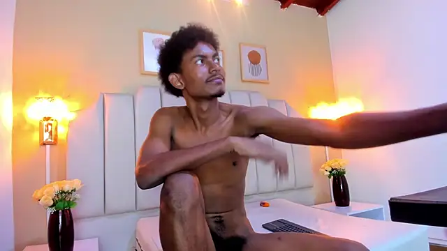 fykmor_1 (M twink) - pre cum