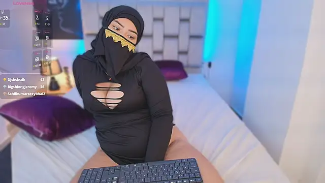 samiraa_haalem (F teen) - spank ass x10