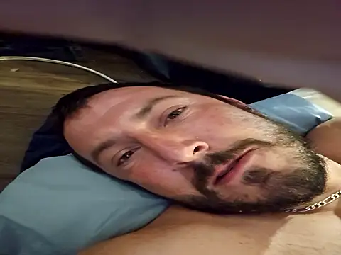 UncutHammer69 webcam