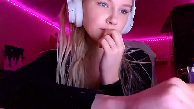 KarinRobertson webcam