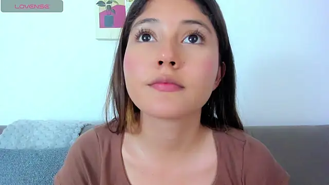 amy_innocent_1 (F teen) - pussy close up