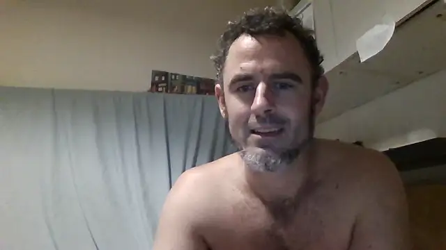 whatYwantMorrre webcam