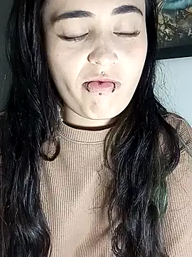 kittenmiss_ (F young) - SHOW PUSSY+3MIN CONTOL TOY 😈🔥