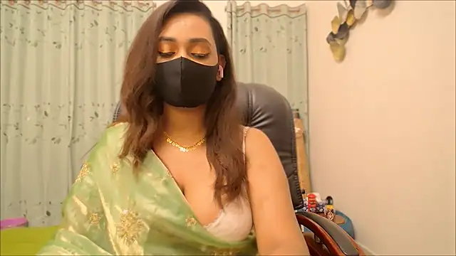 pacesetteer (F young) - Only Bra and Panty 👙