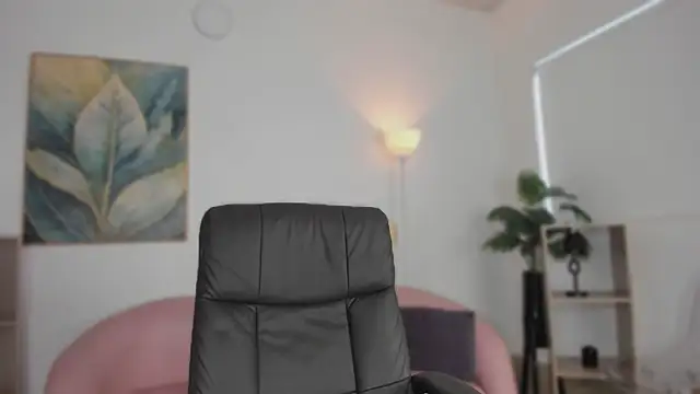 kylie_soraya (F teen) - Take off my top