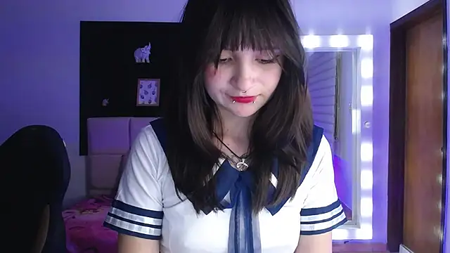 _charlotte_collins_ (F teen) - play my tits