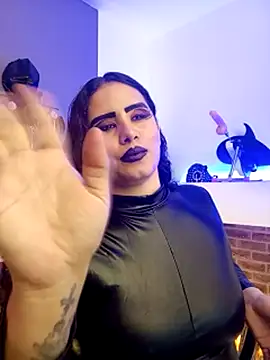 mariagaitan (F young) - let me taste your cock