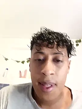 yaron-big-cock webcam