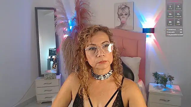 Jademommy_ webcam