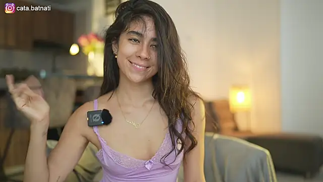 cata_batnati (F young) - fingers inside...