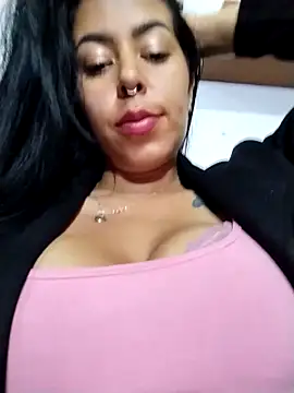 luianna (F young) - Remove panties, fingers in pussy 💦😈💦